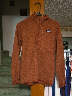 Patagonia Burnt Orange Half-Zip Fleece Pullover